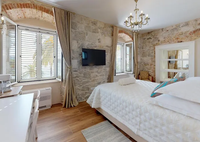 Chrysanta Apartman Split