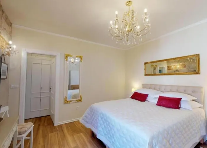 Апартаменты Chrysanta