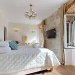 Apartment Chrysanta